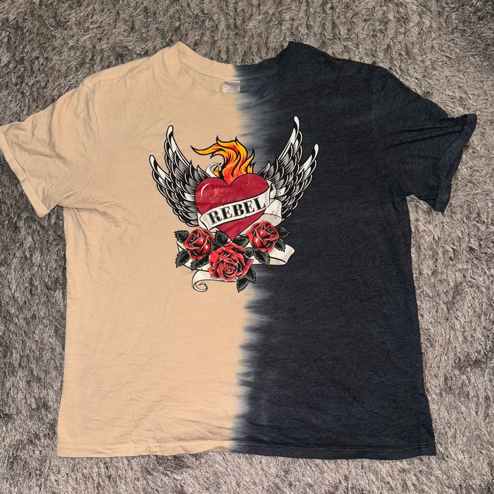 No Boundaries Rebel Heart Graphic Tee - Cream and Black